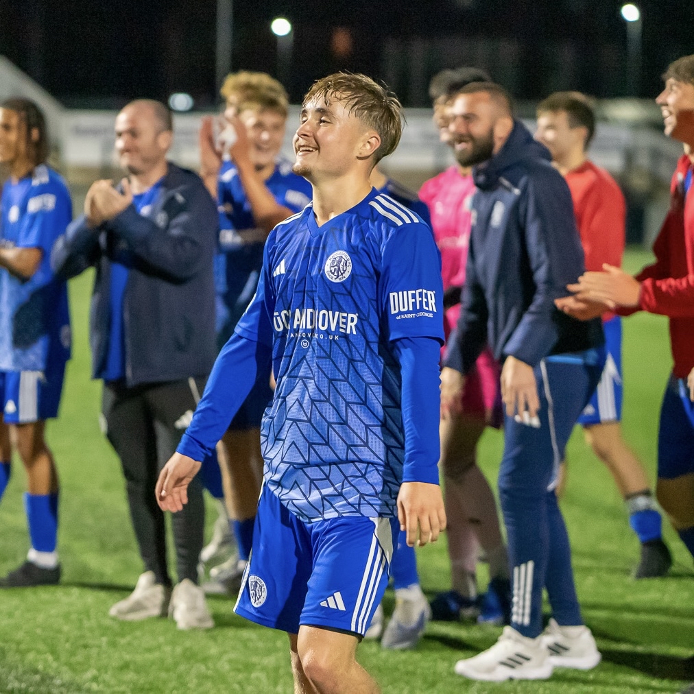 ✍️ | MOTLEY DUAL REG A DONE DEAL

🤝 Macclesfield FC can confirm that Harry Motley has joined Congleton Town on a short-term basis on dual registration terms!

📰 Read more: macclesfieldfc.com/latest-news/mo…

Good luck, Harry! 💙