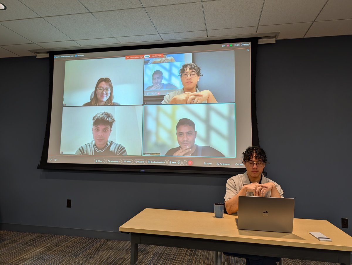 PlisSergey's tweet image. Life After Graduation: Navigating Your Path into Industry
a panel @CenterTrends by alums and a current student.