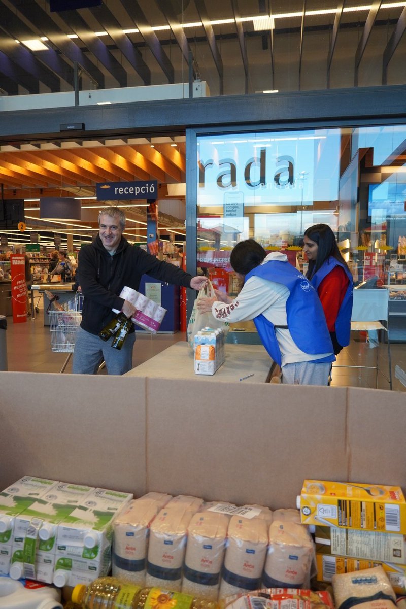 Ajuntament d'Olot tweet media