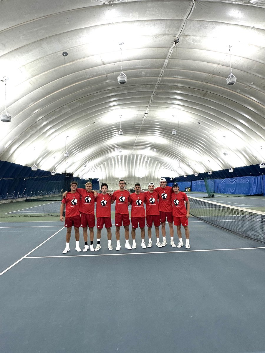 StJohnsMTennis's tweet image. Locked in and leveling up together this #UnityWeek 🌎🎾

#RedStorm