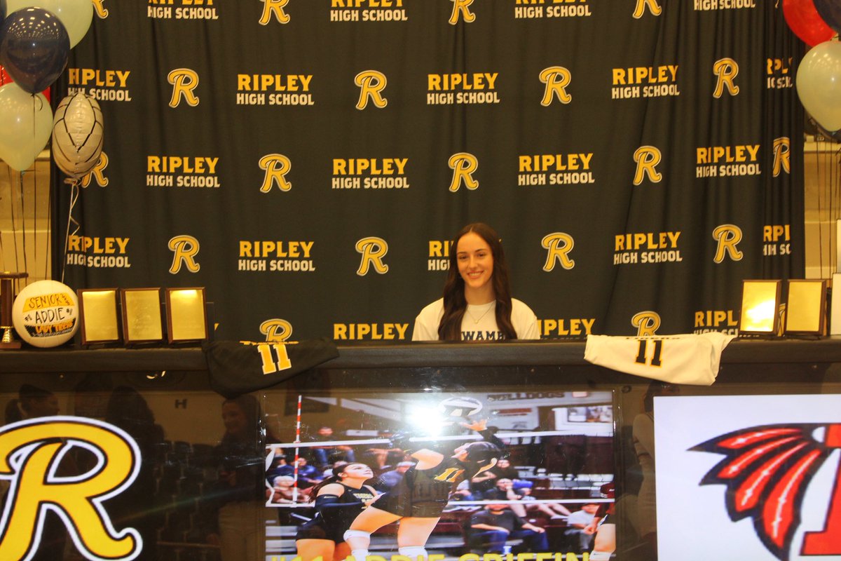 RipleyHS's tweet image. 🏐 Senior Lady Tiger Addie Griffin made it official today — she’s continuing her volleyball career at Itawamba Community College!
Congratulations, Addie! We’re so proud to see another Tiger taking her talent to the next level. 🖤💛 #TigerPride #NextLevelTiger