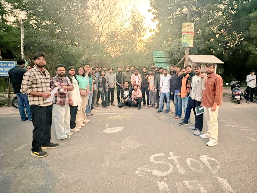 abvpjnu's tweet photo. ABVP JNU celebrated 150 years of Vande Mataram. The song which ignites patriotism in the hearts of all the Indians.

Vande Matram !!!

#abvp #jnu https://t.co/wwzpOXbGEf