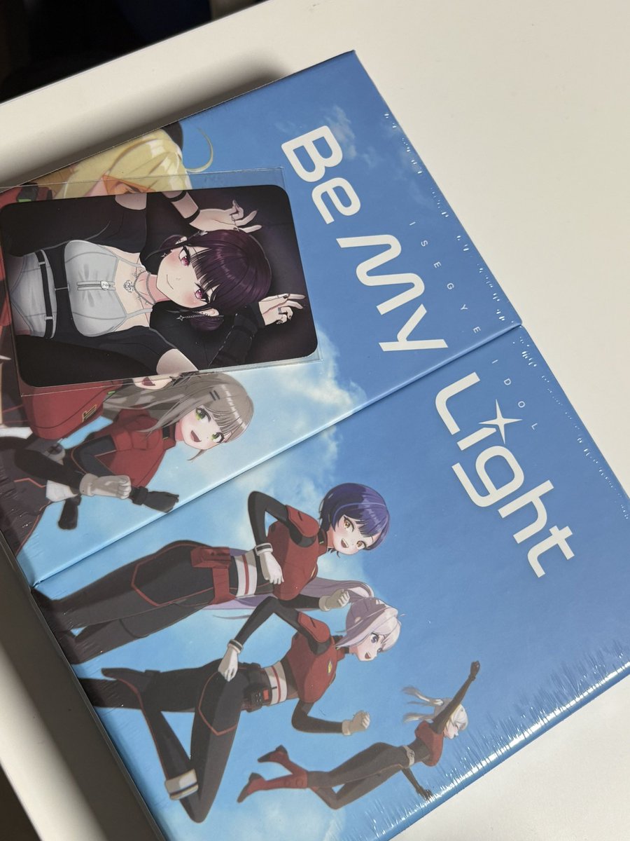 assertive_0_0's tweet image. 좋아한지 대략 3년정도 된 여자 성인 이파리에요✨ 최애 주르르🩷 차애 릴파💙지만
올멤 다 좋아해요🤍
✨친해질 이파리 구합니당✨
#이세돌_트친소