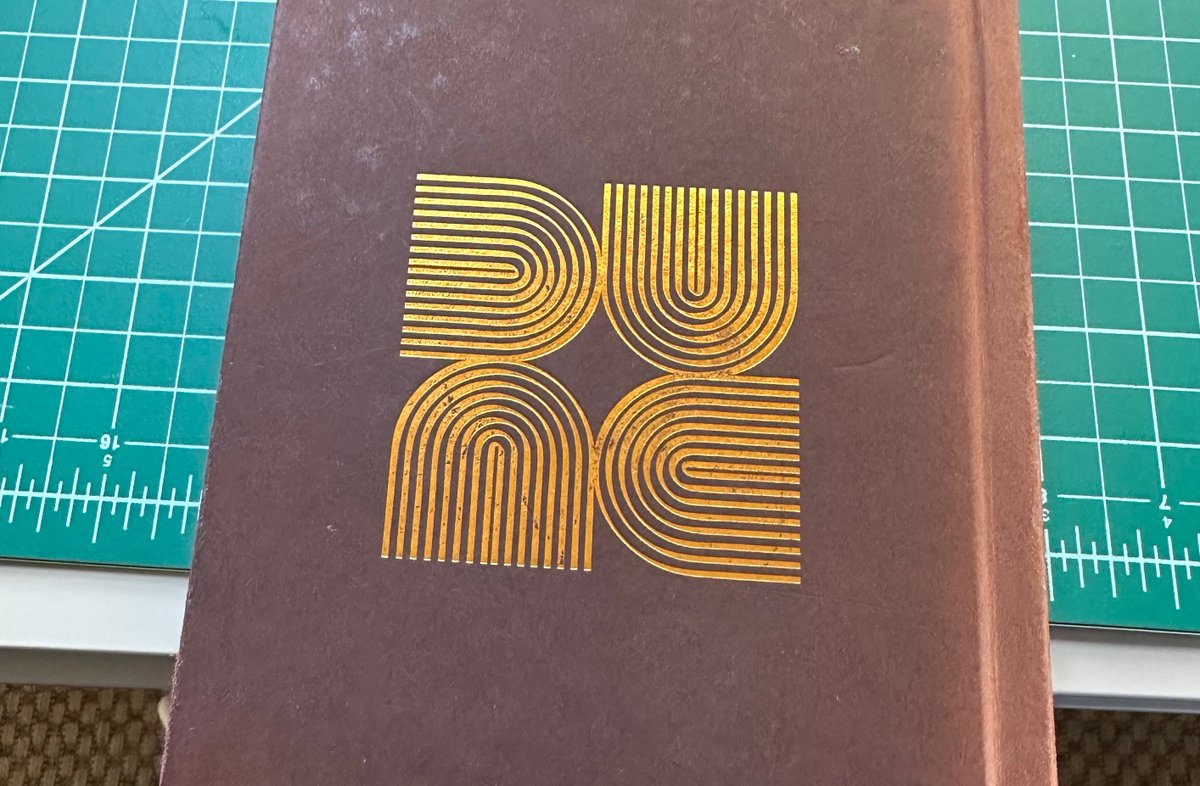 Whoops, I'm concepting and accidentally made that one rippin' DUNE logo by <a href="/AlexTrochut/">Alex Trochut</a>