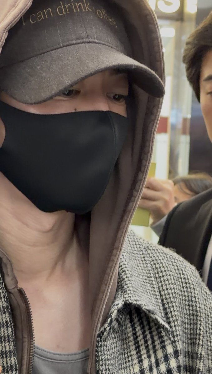 kei321Takeru's tweet image. 超至近距離で😍😍

ヤバ(/// ^///)過ぎる🤦‍♀️

 #佐藤健
 #佐藤健アジアツアーINソウル