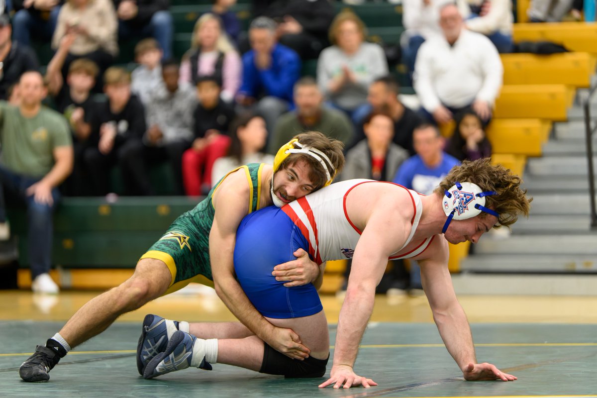 🔥 Get ready for a full day on the mat! 
🏆 The Annual Mason Duals are back this Saturday! 
📍 GMU Field House | 9 am.
<a href="/GoBUHuskies/">Bloomsburg Huskies</a> <a href="/CitadelWrestle/">The Citadel Wrestling</a>  <a href="/GoCamelsWrestle/">Campbell Wrestling</a> <a href="/EphSports/">Williams College Ephs</a> 
📽️GoMason.com
#MasonDuals #BeUncommon
gomason.com/news/2025/11/7…