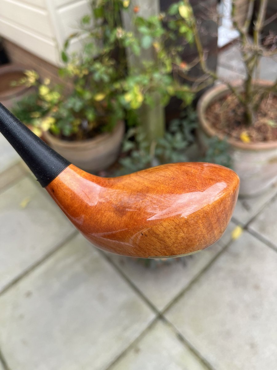Stunning example of an older Accur Matic driver. Beautiful snub nosed shape with a single Jp sole stamp. When you look at a club like this you do it with quiet awe and respect.