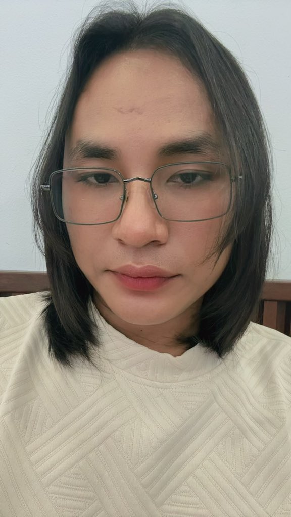 PyaePyae921's tweet image. Who miss me🤎🤎🤎