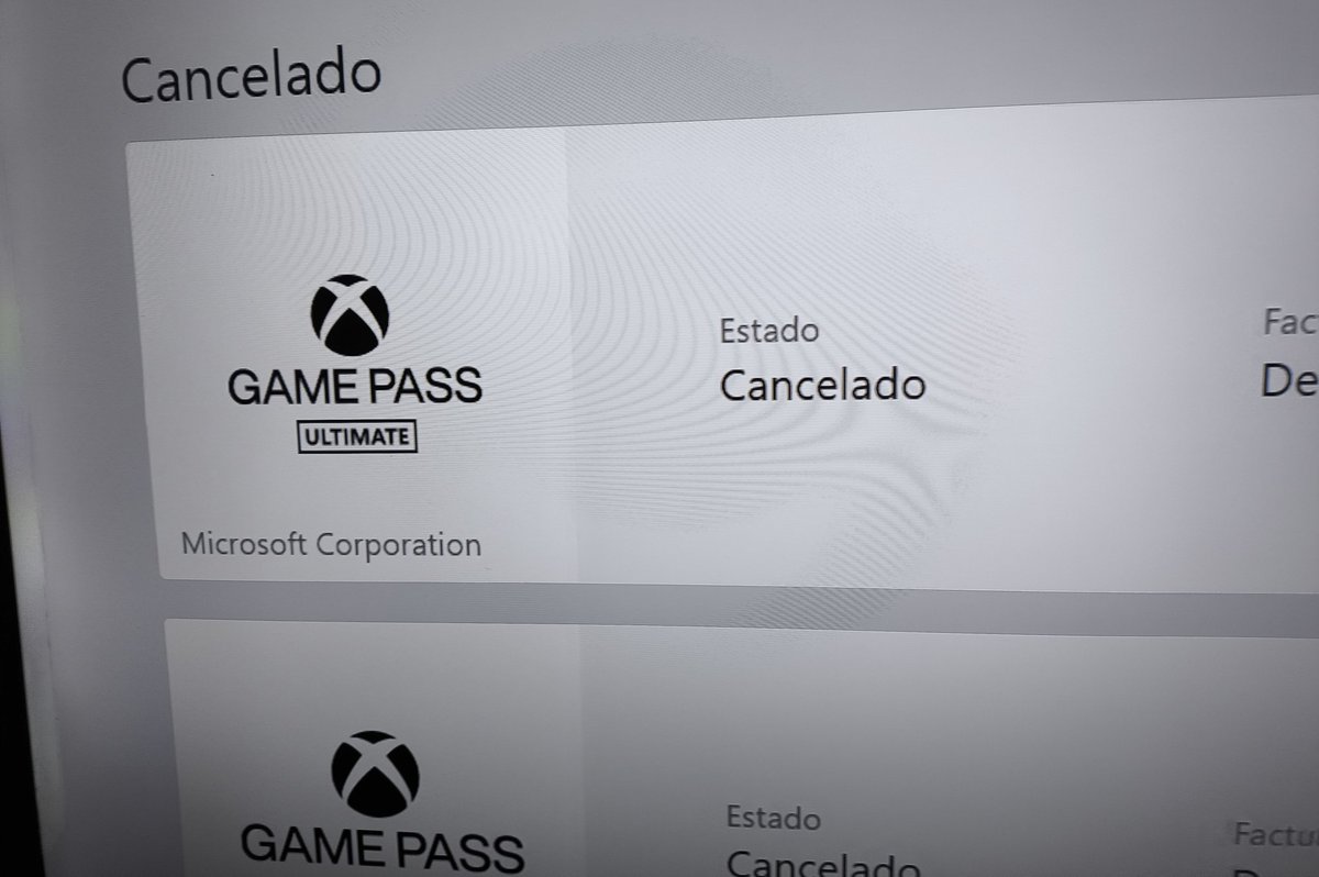 MejorEnXbox's tweet image. Hombre @Xbox_Spain Más &quot;Anywhere&quot; que NUNCA, El Jefe Maestro jugando para la casa que gastaba y gasta millones de euros para impedir que juegos 3rd Party lleguen a XBOX. NADA que celebrar, sois como las focas, con el agua al cuello y aplaudiendo. #CancelGamePass #RipXbox