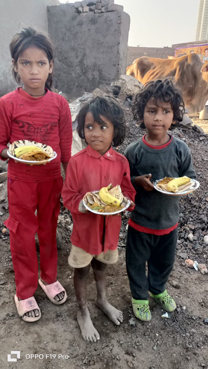 cflct_ngo's tweet image. 🎂 Celebrating Master Viken’s Birthday with underprivileged kids — a true celebration of love, kindness &amp;amp; humanity 💖

Thanks to Kapil bhaiya &amp;amp; family for choosing #CareForLifeCharitableTrust to spread smiles on this special day.
#JoyOfGiving #ServeHumanity #BirthdayWithPurpose