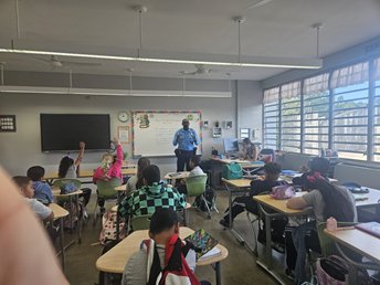 LIGA ATLÉTICA POLICIACA CONTINUA PRESENTANDO DIFERENTES CHARLAS EDUCATIVAS Y ACTIVIDADES
facebook.com/share/p/17agVB…