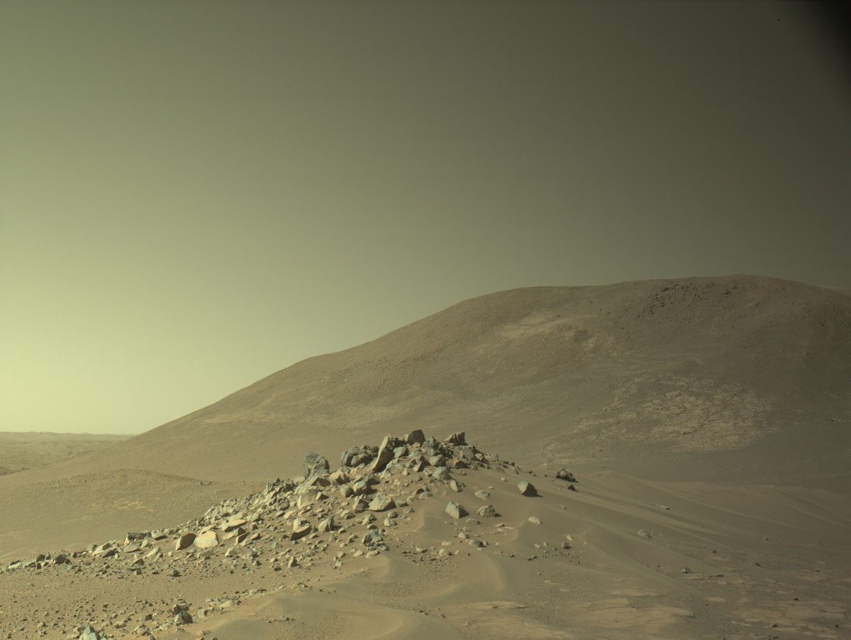 yenijournal's tweet image. #NASA&apos;nın #Mars&apos;ta kaydettiği fotoğraf