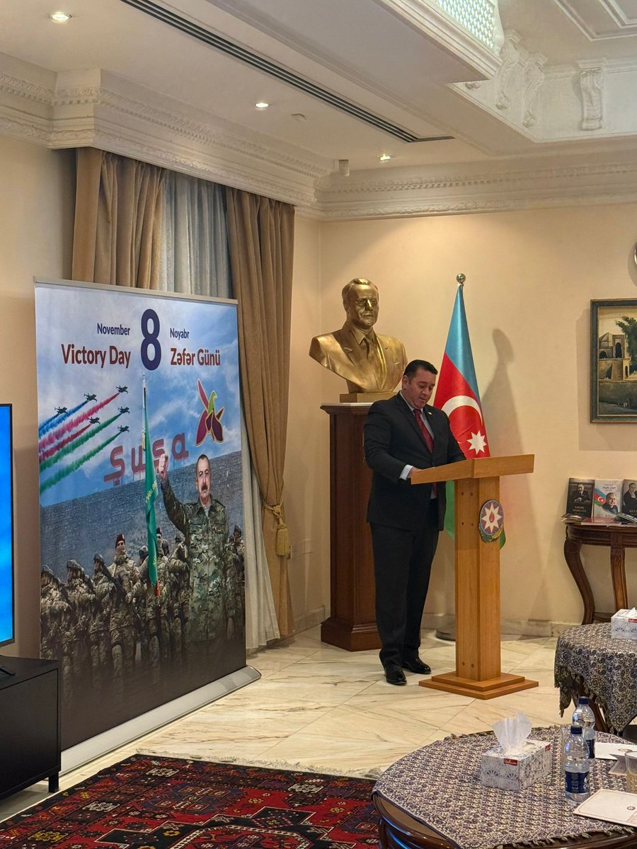 AzEmbKuwait's tweet image. بكل فخر واعتزاز احتفلنا بالذكرى الخامسة ليوم #النصر في 8 نوفمبر.