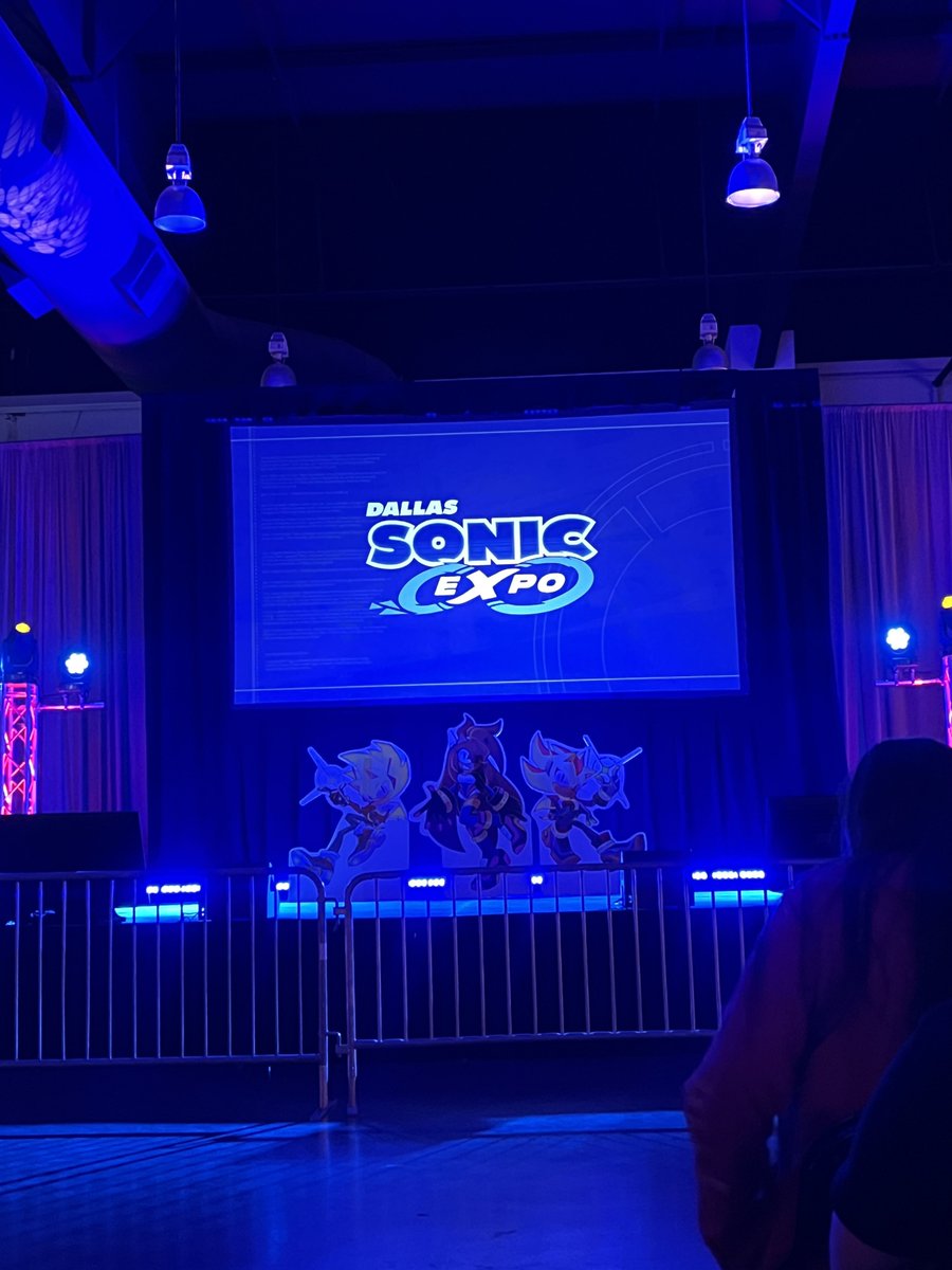 we’re here and we’re queer 🗣️🗣️🗣️ #SonicExpo #SonicExpoDallas