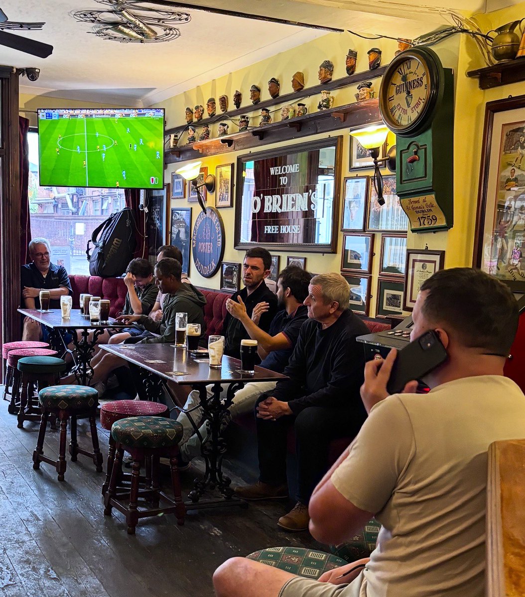 LondonPubMap's tweet image. O’Briens
📍137 Uxbridge Rd, London W13 9AU

O’Briens sits on the busy Uxbridge Road in West Ealing, West London. The pub occupies a former shop which began life as Flanagan’s in the early nineties, before becoming O’Briens around 2014.
#obriens #ealing #irishpub