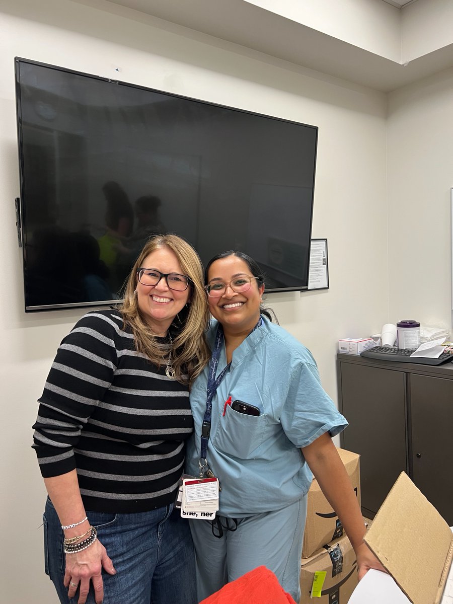 Small acts, big impact. 💙

The ABA team joined the University of Chicago Burn Center Team to pack care boxes for patients and their families. Each care package was filled with essentials and a little extra warmth for the winter ahead. 

Thank you <a href="/UChicagoMed/">UChicago Medicine</a> for the invite!