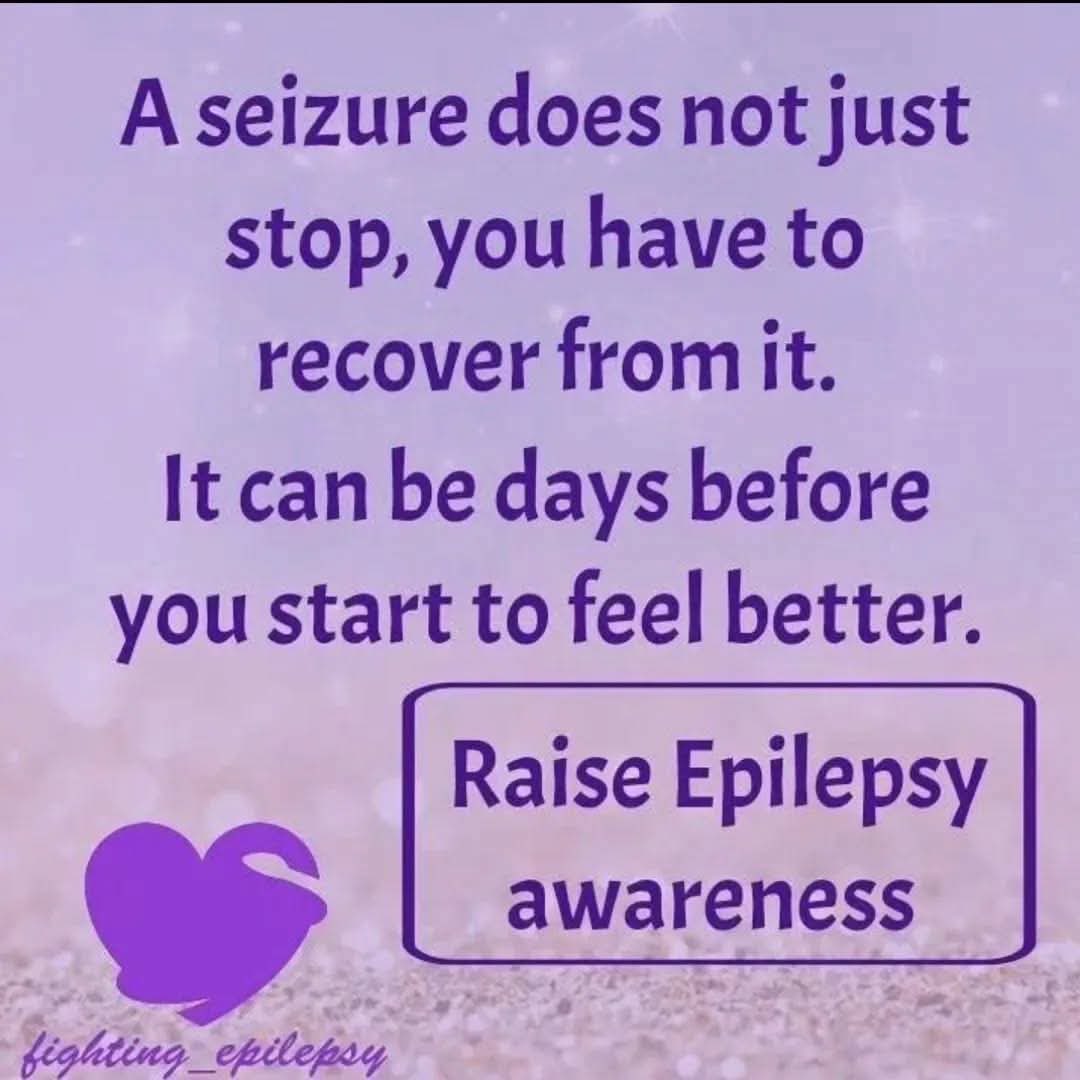 💋 (@queenieb111) on Twitter photo 