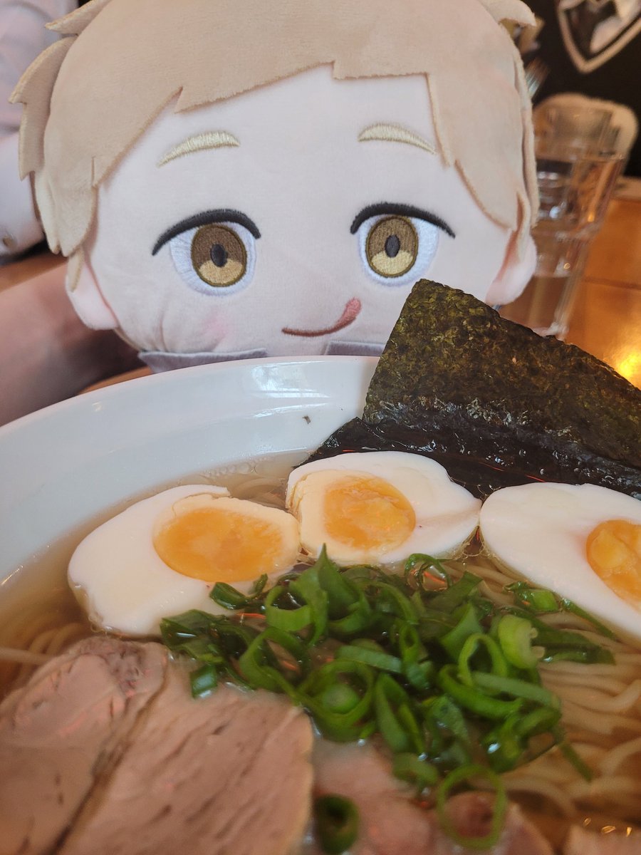 Denjo288729's tweet photo. First post I love him✌️✌️I WILL be posting lots of his photos because I take him everywhere I go🙂‍↕️🙂‍↕️🙂‍↕️looking for dungeon meshi moots🥹 #laios #laiostouden #dungeonmeshi #deliciousindungeon #moothunt #promotwt https://t.co/JauiAWNShr