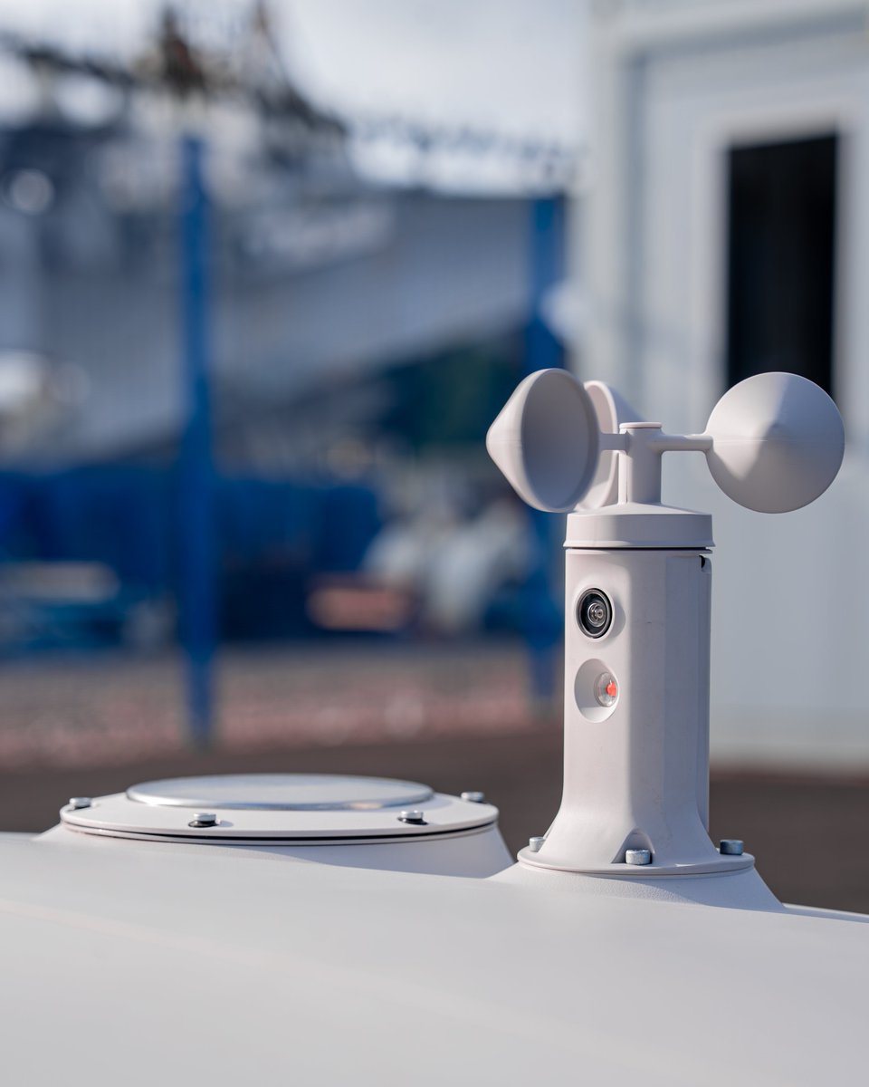 Heliguy &amp; <a href="/BoldynNetworks/">Boldyn Networks</a> showcase private 5G for #automated #drone ops.

heliguy.com/blogs/posts/ho…

Tested with #dji Dock 3 #droneinabox at <a href="/PortofBlyth/">Port of Blyth</a>, home to Boldyn’s 5G Innovation Lab, funded by <a href="/NorthEast_CA/">North East Combined Authority</a>.

Private 5G = ultra-low latency + secure data + scalable missions.