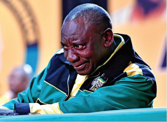 Nimepita kijiwe kimoja Cha wanawake nikasikia wanasimuliana "juma nimepiga, yule omary nae nimepiga" 😂😂