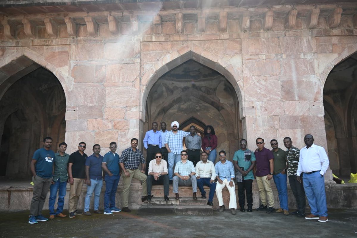 ia_awc's tweet image. #AWC Student Officers from Friendly Foreign Countries undergoing Junior Command Course visited historical places in Mandu as part of Socio-Cultural Excursion during their stay in India
@adgpi
@artrac_ia