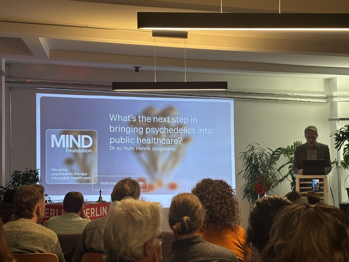 Shketik87's tweet image. Нафиг ваш AI когда есть такие конференции 🤎
#berlinscienceweek