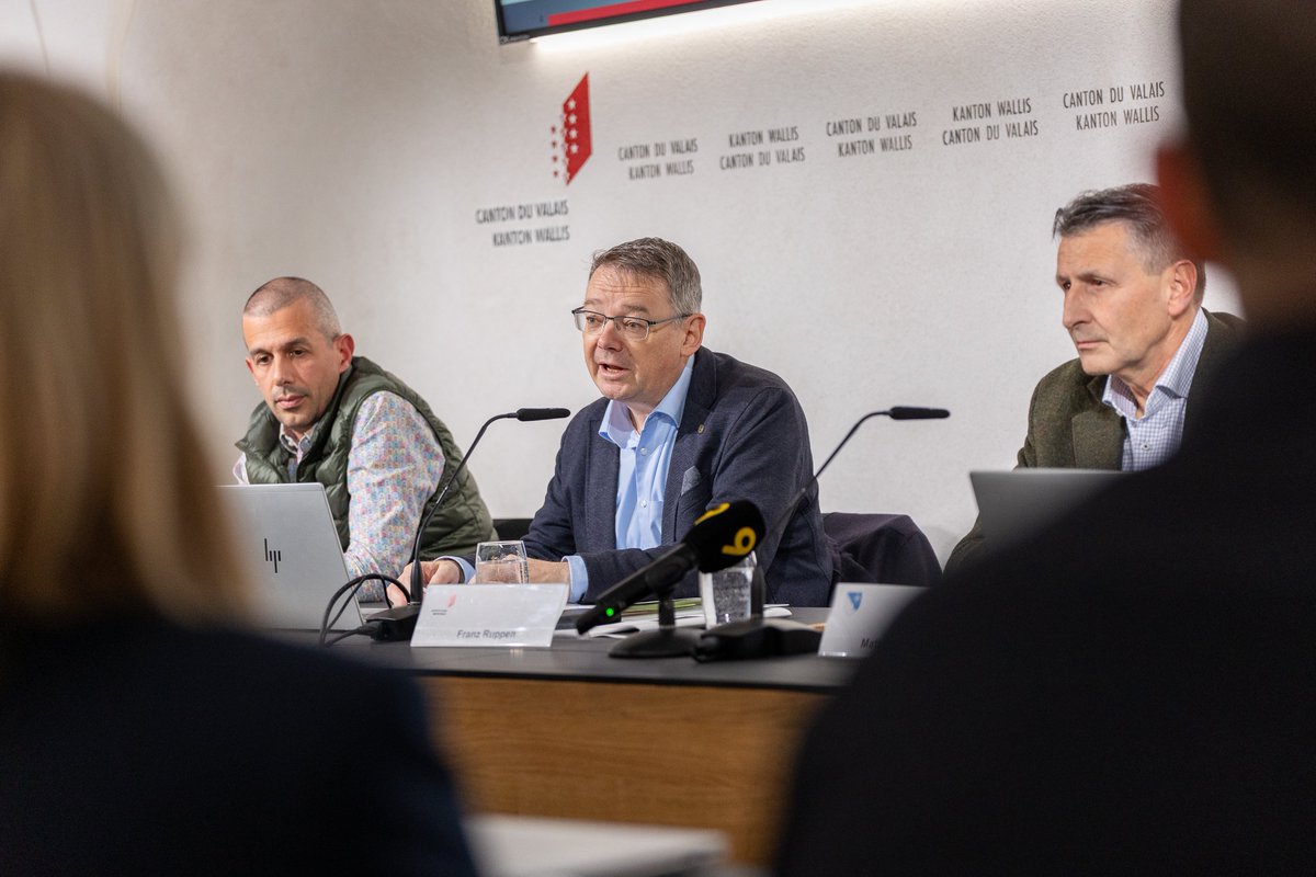 Gemeinde Blatten - Naturgefahrenkarten aktualisiert und validiert👇
vs.ch/de/web/communi…