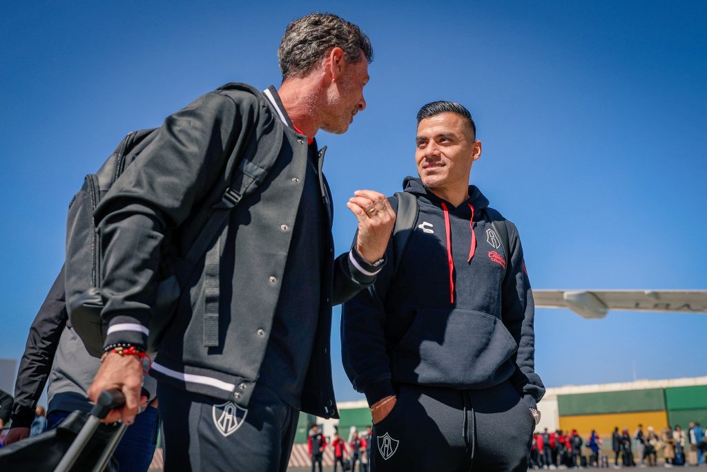 HOY JUEGA EL ROJINEGRO <a href="/AtlasFC/">Atlas FC</a>

Si quedamos eliminados hoy en la noche podríamos presenciar el último partido oficial del Atlas en el 2025

La ilusión es que contamos con el mejor DT de la liga para armar un mejor equipo el siguiente torneo y con la esperanza de poder contar con