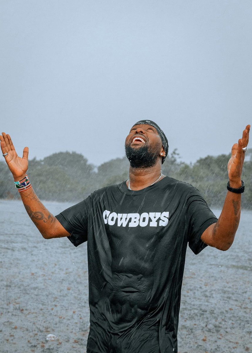 GalaxyFMUg's tweet image. ANOTHER ONE: @eddykenzoficial nominated in the #GRAMMYs again 

His song Hope &amp;amp; Love with Mehran Matin is in the Best African Music Performance category 

Congratulations 🎉 

#ZzinaLifeStyle