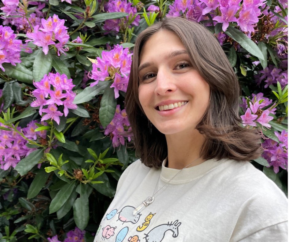 OfficialZSL's tweet image. 🌿 “Climate and nature can only be protected when they’re tackled together.” 

Dr Hollie Folkard-Tapp’s research at ZSL’s Institute of Zoology integrates biodiversity into climate policy, creating change for both people and the planet. 

#HumansOfZSL