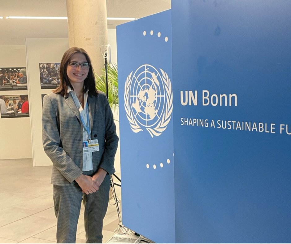 OfficialZSL's tweet image. 🌿 “Climate and nature can only be protected when they’re tackled together.” 

Dr Hollie Folkard-Tapp’s research at ZSL’s Institute of Zoology integrates biodiversity into climate policy, creating change for both people and the planet. 

#HumansOfZSL