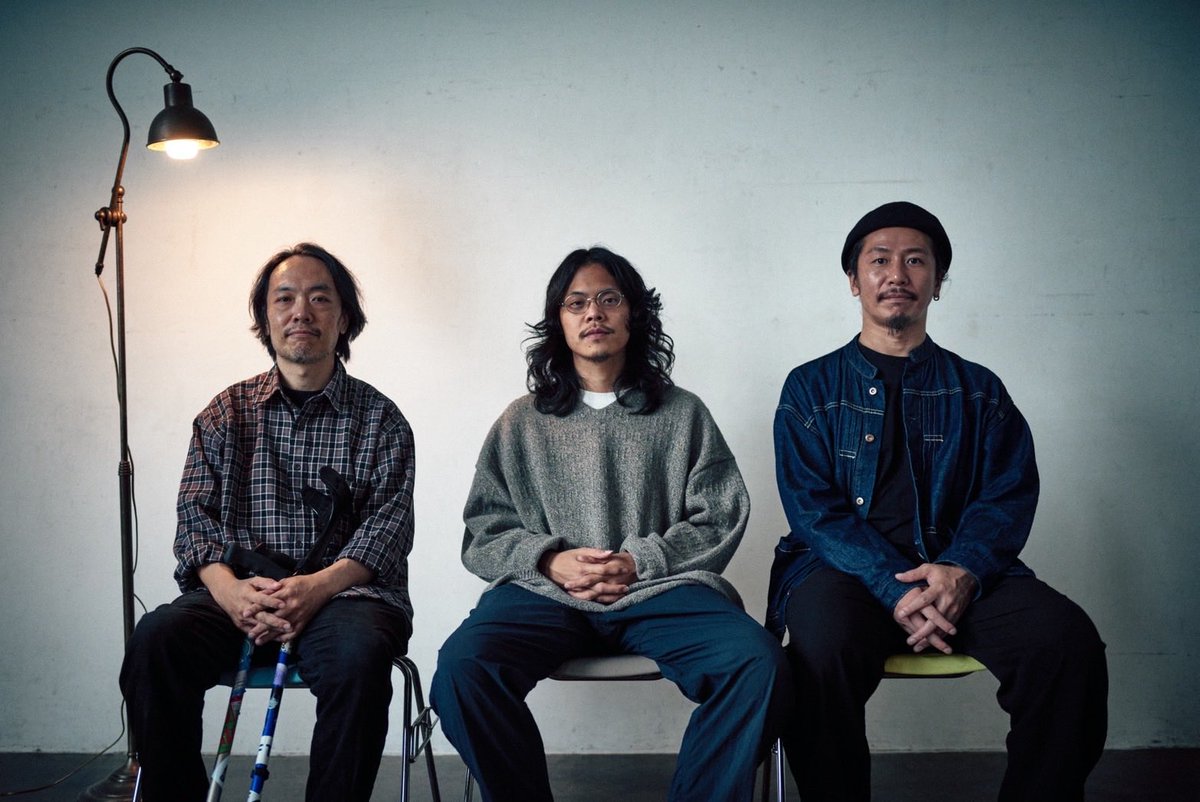 hirokichiba__'s tweet image. 12/7(日)渋谷公園通りクラシックス

「Isolation Music Trio + 閑喜弦介3」

Isolation Music Trio
千葉広樹B 佐藤浩一Pf 山本達久Ds

閑喜弦介3
閑喜弦介Gt 山本達久Ds 高橋佳輝B

open19:00オープン　start19:30
charge¥4,000

お待ちしております！！

koendoriclassics.com/events/