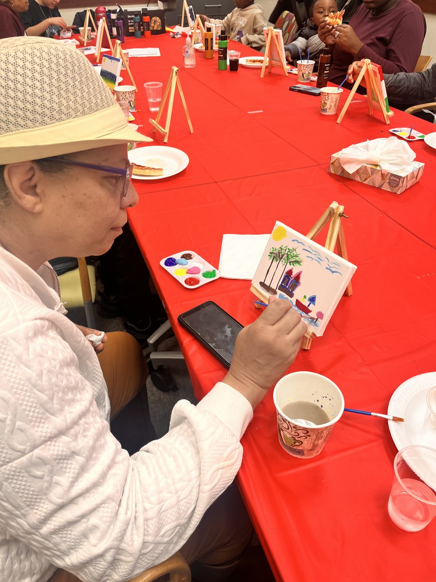 Villa Victoria residents turned their savings goals into art! 

Our How to Save for the Holidays workshop brought together our Arts and Financial Empowerment teams for a creative, hands-on session that blended learning, creativity, and community.