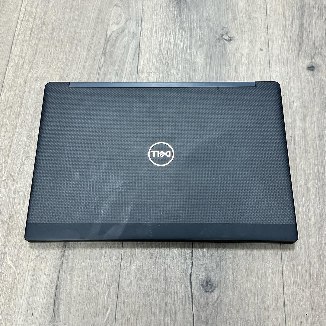 neo_officialll's tweet image. DELL LATITUDE 7390:

16GB RAM
256GB SSD
Corei5-8350U
8th Generation
Touchscreen
Keyboard light
13.3-inch FHD IPS Display
1.70Ghz clock speed
Up to 3.60Ghz Max Turbo
Intel HD Graphics 620

Free laptop bag
Free delivery
Free MTN 4G MiFi
One month warranty

🇳🇬 N350k
🇬🇭 3,200 Cedis