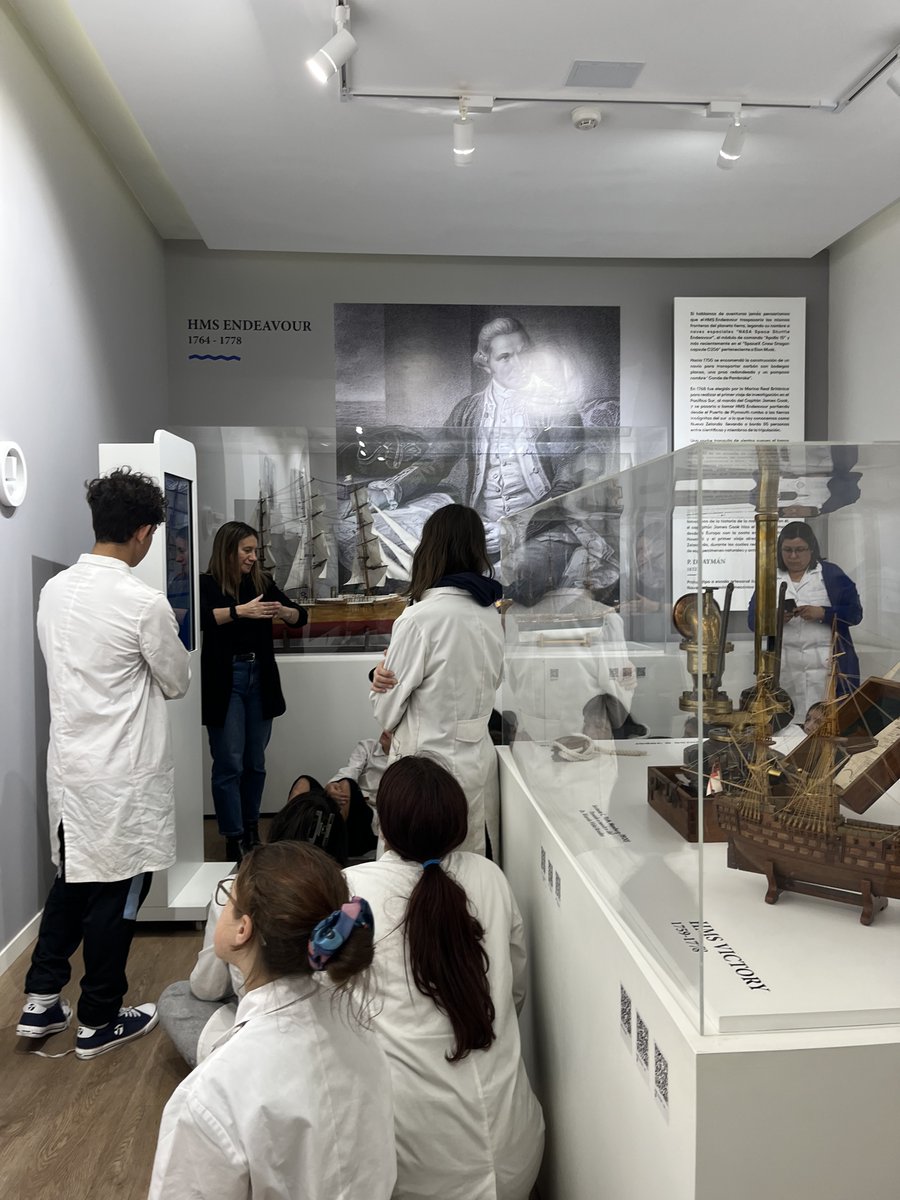 museomaritimo21's tweet photo. Hoy nos visitaron los alumnos de la Escuela N.º 21 de Punta del Este!
Gracias por compartir con nosotros una mañana de aprendizaje y curiosidad por el mundo marítimo. ⚓ https://t.co/G6kuXRQC0P