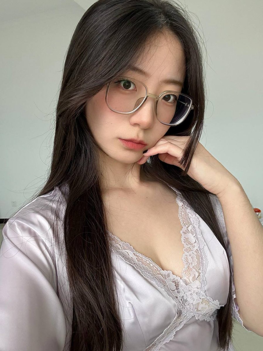 情深深水流流 tweet media