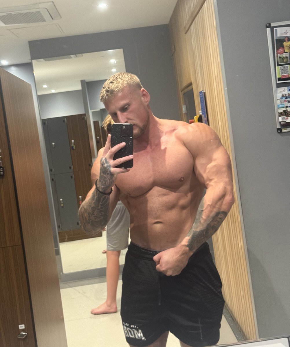 FT FRIDAY 

Gaze at alpha perfection and Go reinforce your place within the hierarchy and go and send to your superior  🐷🤑