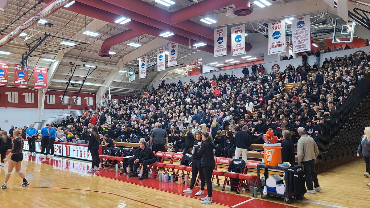 On to the State Championship!!! <a href="/TippecanoeV/">TippecanoeVolleyball</a> sweeps past Hoban and will take on the Bloom Carroll/Chardon NDCL winner at 6pm at WSU Nutter Center.
#HornsUp 
<a href="/TippecanoeAD/">Tipp Red Devils</a> 
<a href="/TippRedDevils/">Tippecanoe Athletics</a>