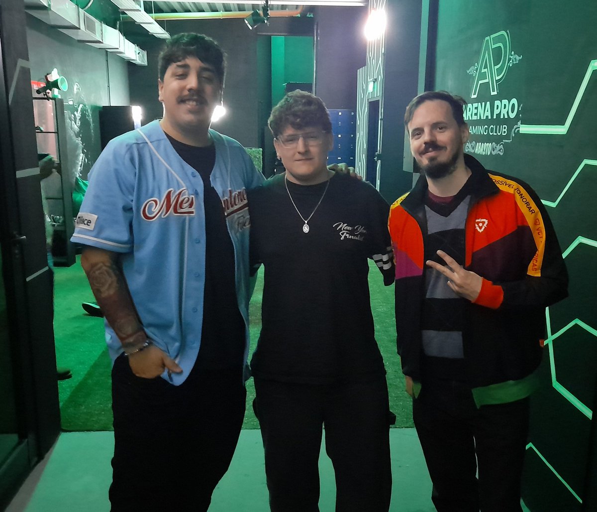 Hay final y casters del más alto nivel <a href="/RkTcaster/">RkT</a> <a href="/lyssan_m/">Lyssan</a> 😊