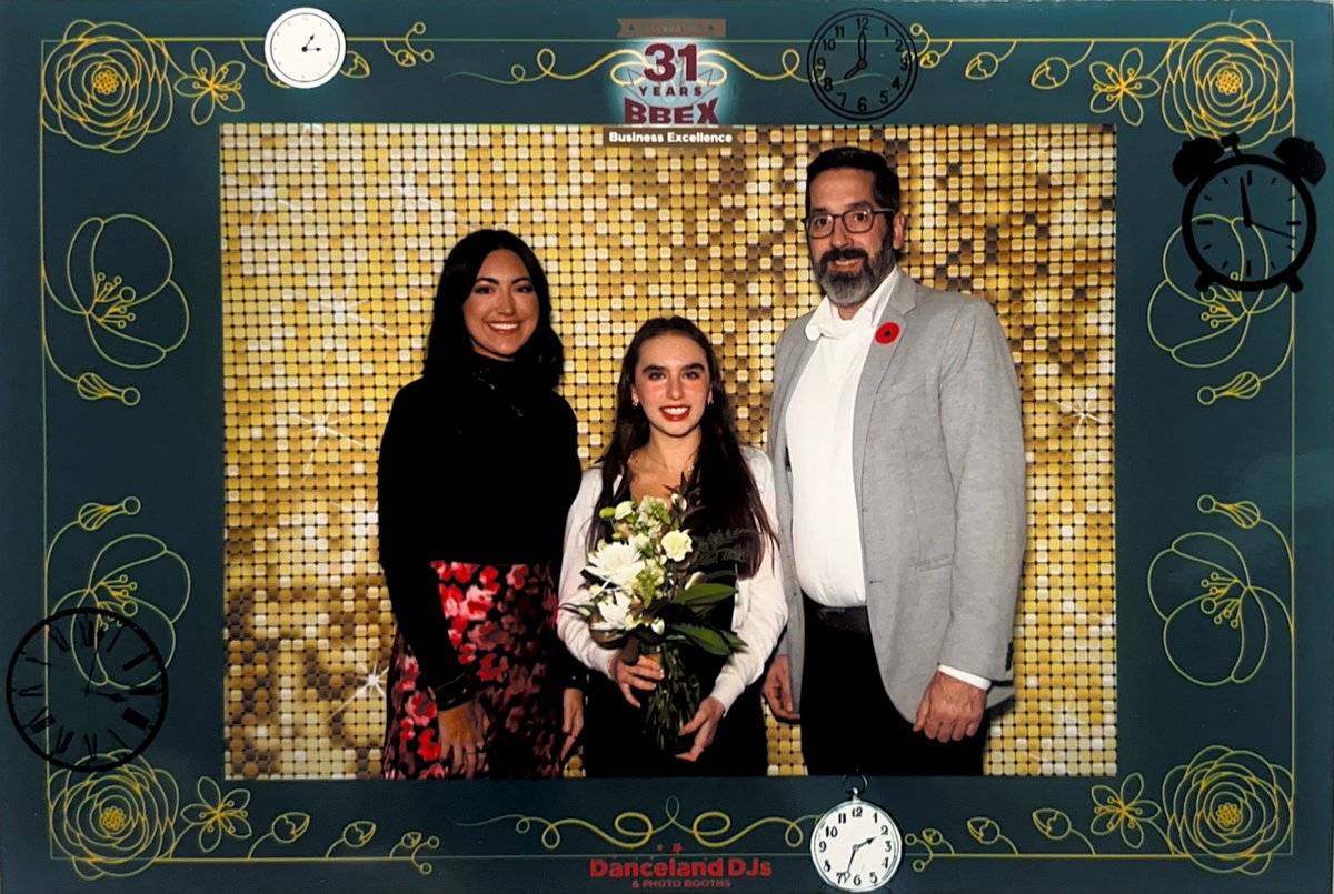 Congrats to Vivian Perry on winning the Stan Wychopen Memorial BBEX Scholarship! $2,000 toward business studies. And major props to Ultra Print for the 2025 BBEX Heritage Award! 

#BBEX #NorthBattleford #BusinessAwards #UltraPrint