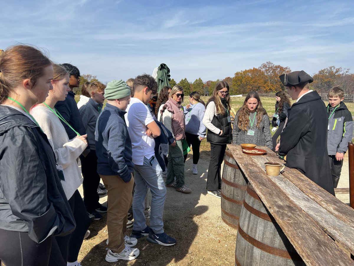 harmonbus2 tweet media