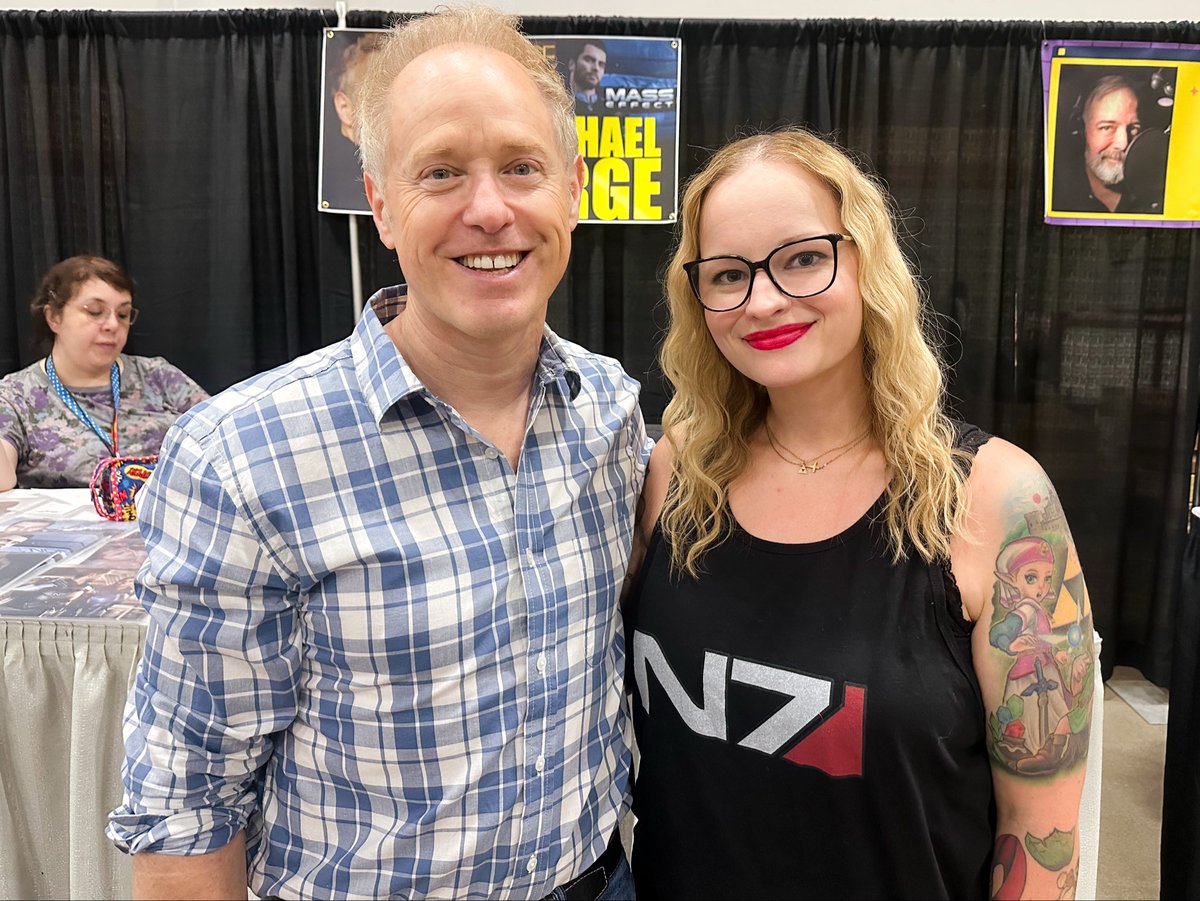 xoSARASMiLES's tweet photo. Happy #N7Day commanders! 🖤❤️

#MassEffect is my fav and I will forever celebrate this world and these people. 🥰 @jhaletweets @RaphaelSbarge @masseffect https://t.co/qShImLPPAt