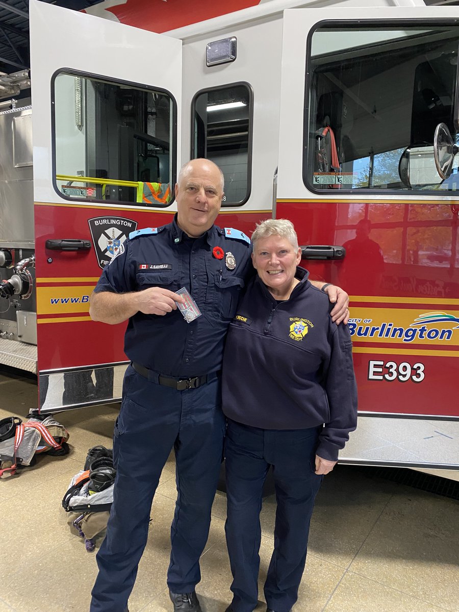 Nothing like a 25-year service medal to brighten a dreary day! Please join us in giving a warm congratulations to #BurlON Fire Captain Joe Savelli on receiving his well-earned 25-year service medal presented by Fire Chief Karen Roche.#BFDProud