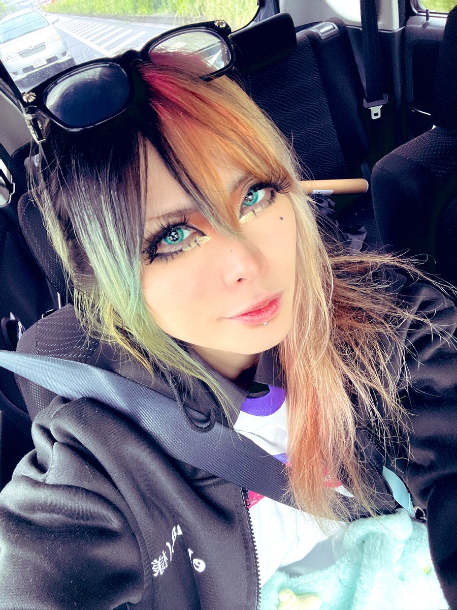 公式】eluha,(様)💜💉 (@xxeluha) / Posts / X