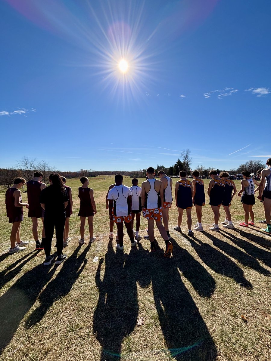 HargraveTigers's tweet image. A huge congratulations to our Cross Country team for an amazing season! 

A big thank you to all the families, coaches, and faculty who supported our runners this season 

#HargraveTigers #CrossCountry #TigerPride #Teamwork #TigerSpirit