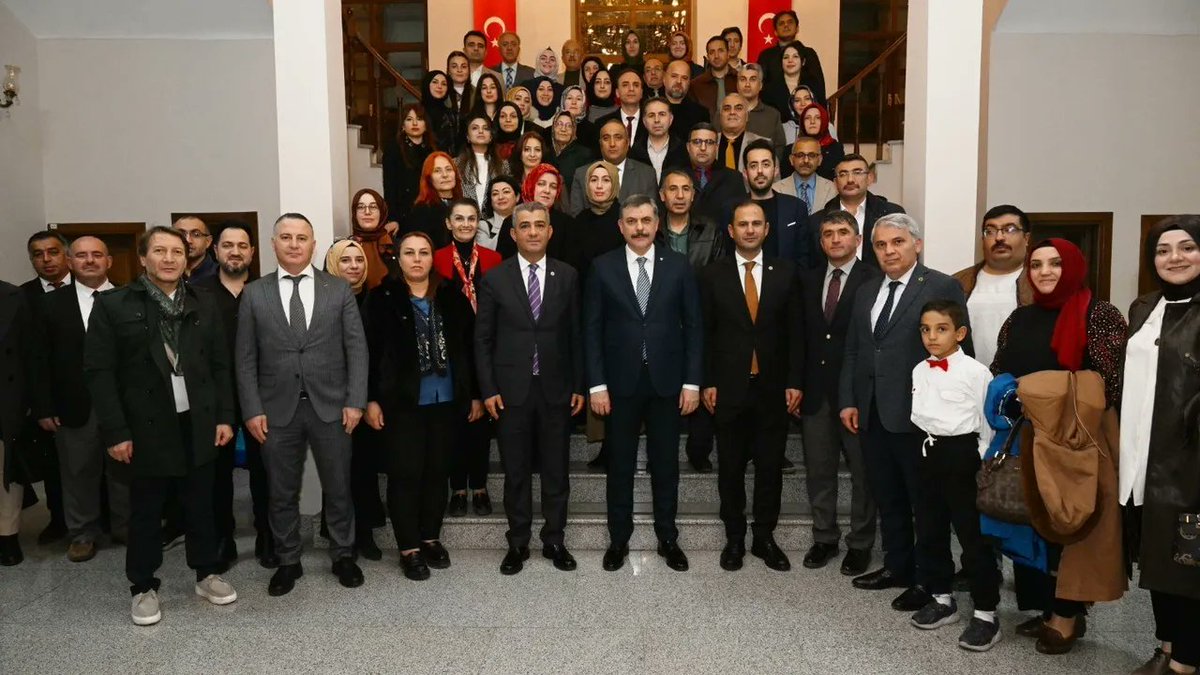 TurkidareHaber's tweet image. Vali Mustafa Çiftçi Öğretmen Akademileri&apos;nde Deneyimlerini Paylaştı

haberport.com/gundem/vali-mu…