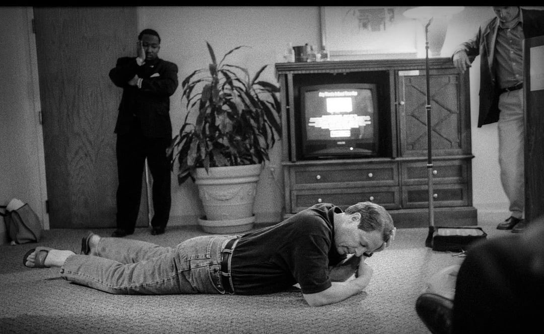 Live look inside Gore’s campaign headquarters, where he has recently learned that Florida has been moved back into the uncalled column: