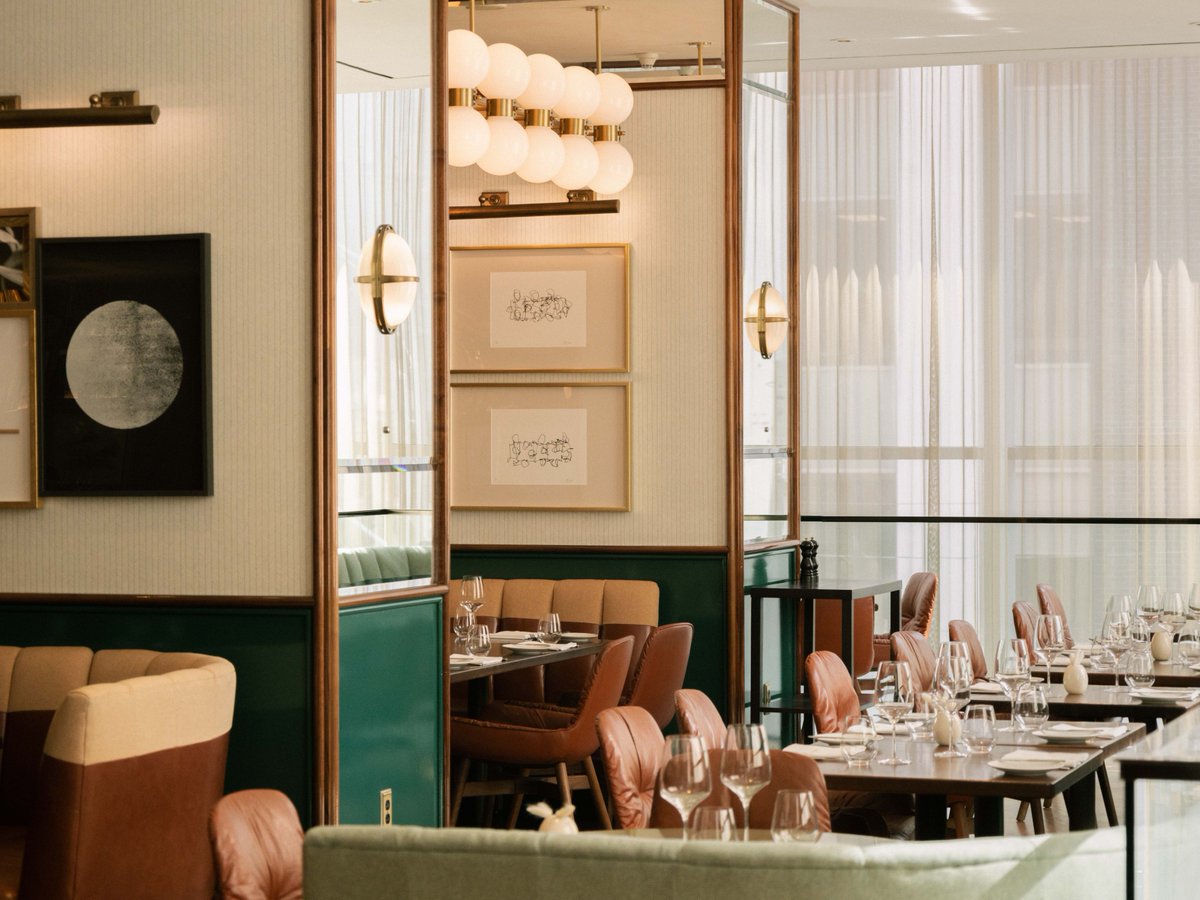 Four Seasons Hotel Toronto tweet media