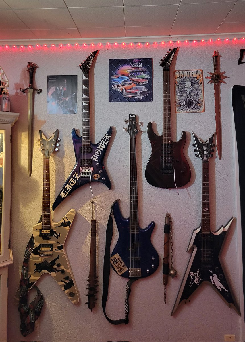 got sick of all the room my guitars took up on stands so my favorite <a href="/JacksonGuitars/">Jackson Guitars</a> and <a href="/DeanGuitars/">Dean Guitars</a> are hung up!!