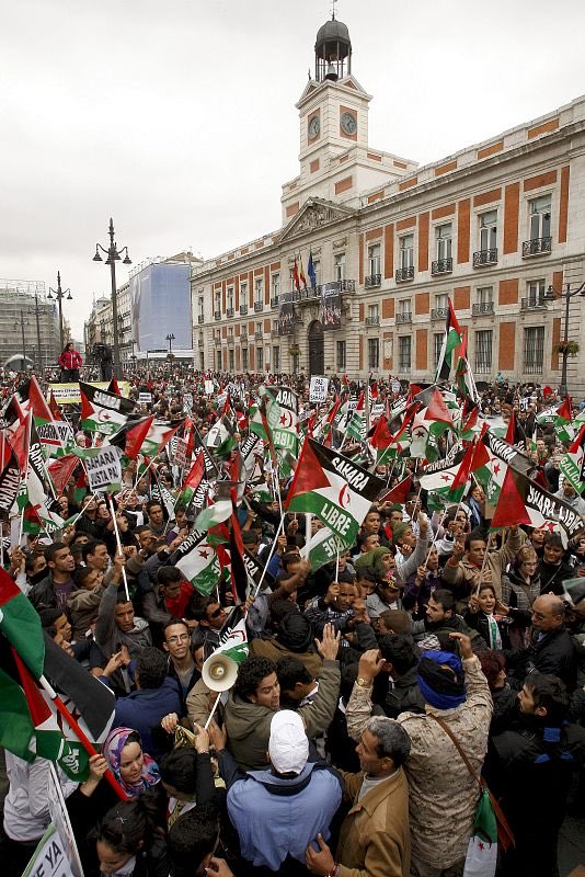 El próximo sábado 15 de noviembre se celebrará en Madrid la tradicional manifestación de apoyo a la lucha del pueblo saharaui y de denuncia a los ilegales y vergonzosos acuerdos tripartitos de Madrid